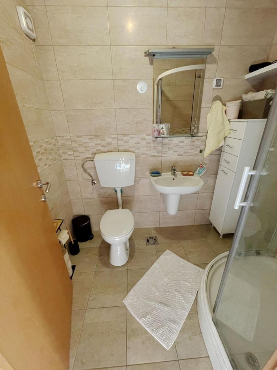 Prismi Rozino Budva